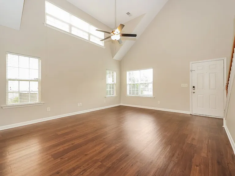 4412 Sandpiper Ln — Photo 4