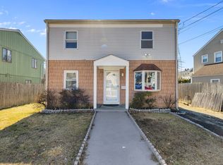 10 Penzance Rd, Stamford, CT 06902