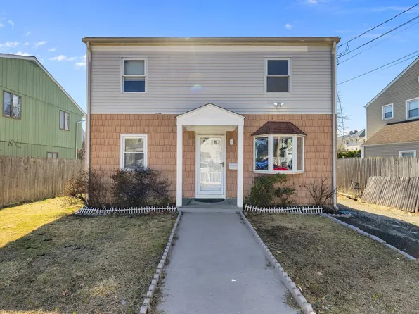 10 Penzance Road, Stamford, CT 06902