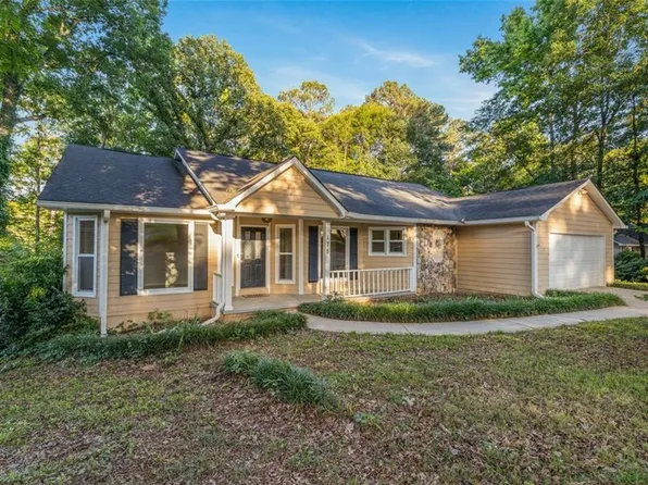 175 Jans Mdws, Stockbridge, GA 30281