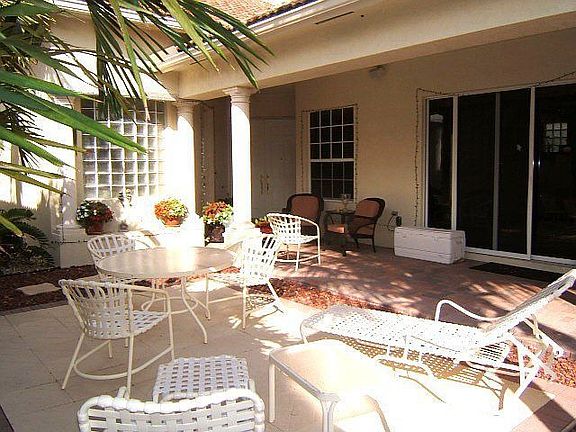 Courtyard 3