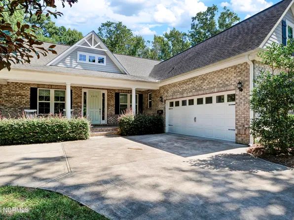 8820 Fazio Dr, Wilmington, NC 28411