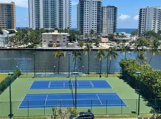 Oceanview Park Condo, Hallandale Beach, FL 33009