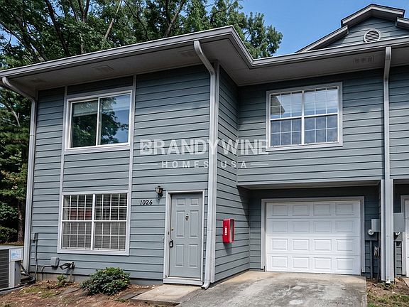 2nd image of 1026 Heathmoor Ct