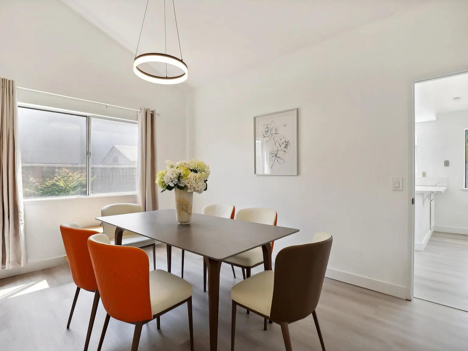 8560 Fern Crest Way — Photo 4