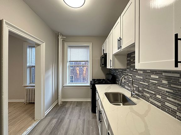 2nd image of 25-27 Kensington Ave #402