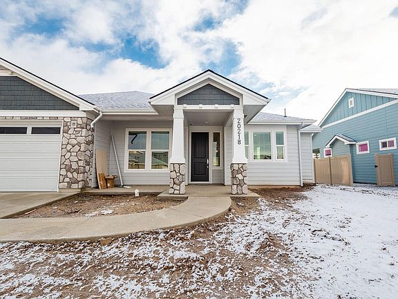 2nd image of 20218 Carbondale Ave