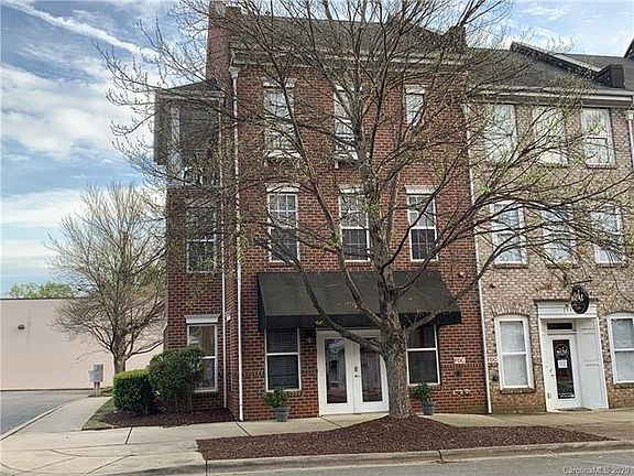 2nd image of 137 Marketplace Ave