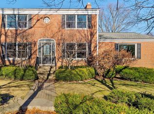 105 Ravine Rd, Hinsdale, IL 60521