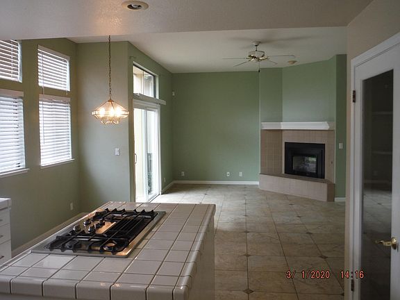 4th image of 711 Platt Cir
