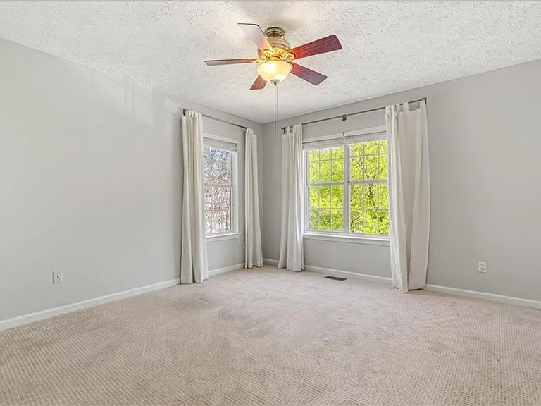 11190 Abbotts Station Dr — Photo 13