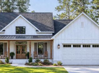 48 White Oak Ct, Cleveland, GA 30528