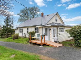 1898 Hampton Mountain Rd, Hampton, NS B0S 1L0