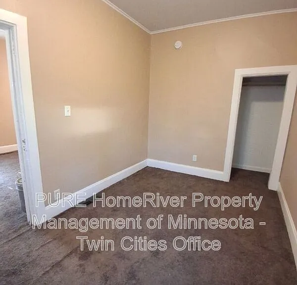 987 Churchill St #1 — Photo 7