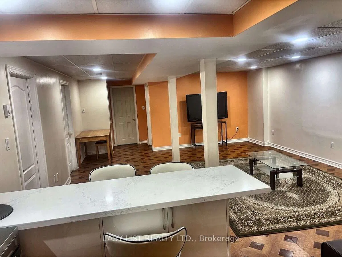 2 bed, $2,100 — Photo 4