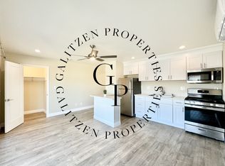 216 14th St APT D, Huntington Beach, CA 92648