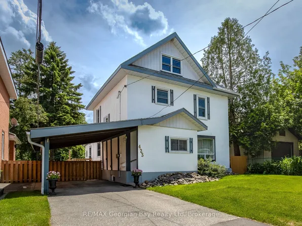 423 Ellen St, Midland, ON L4R 2H7