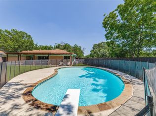 4708 Rockmoor Ln, Fort Worth, TX 76116