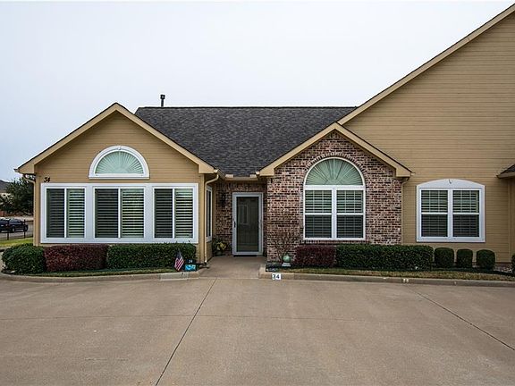 2nd image of 2601 Marsh Ln Unit 34