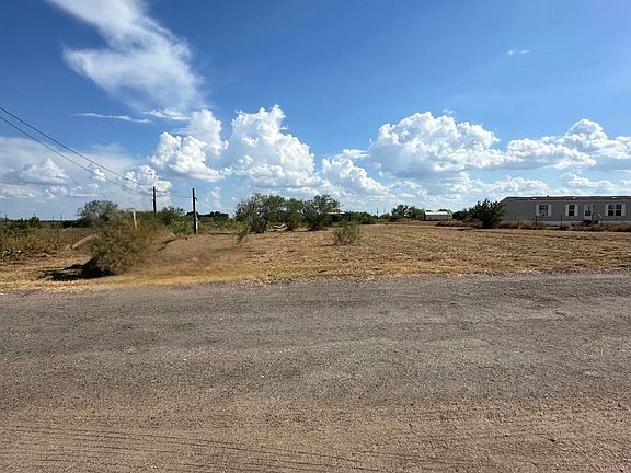 2nd image of 48 Robbie Dr