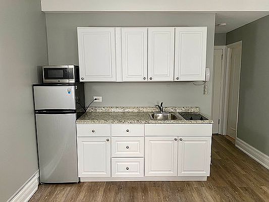 2nd image of 240 W 73rd St APT 903