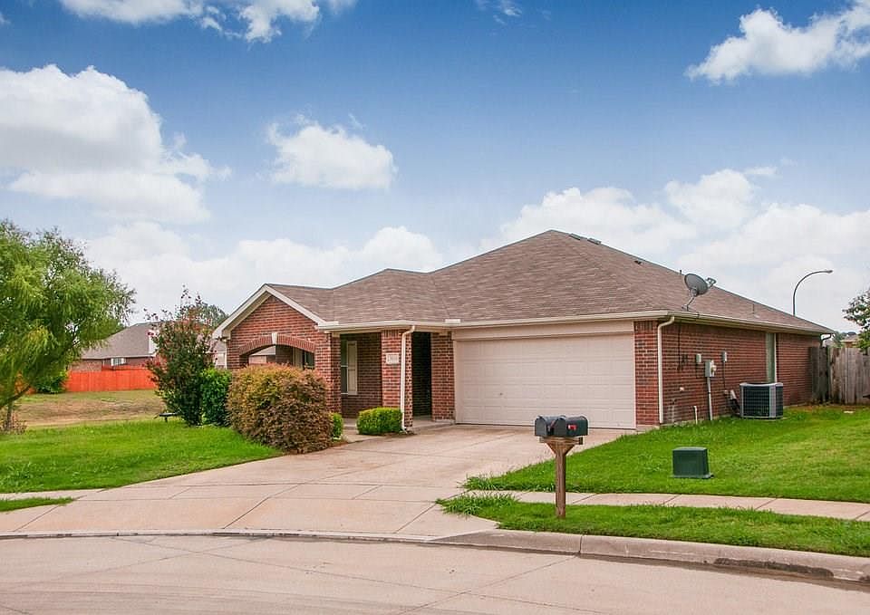 1st image of 3816 Verde Dr