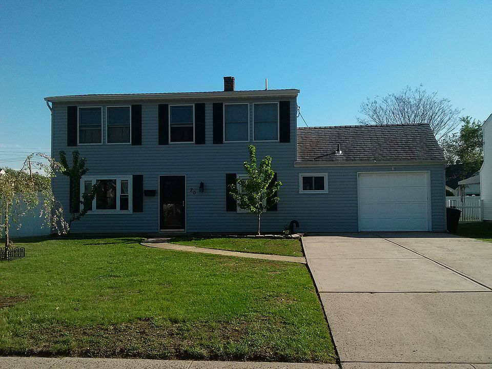 1st image of 20 Haven Ln
