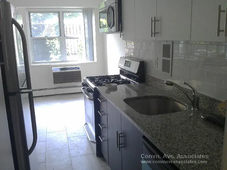 185 Freeman St #132 — Photo 6