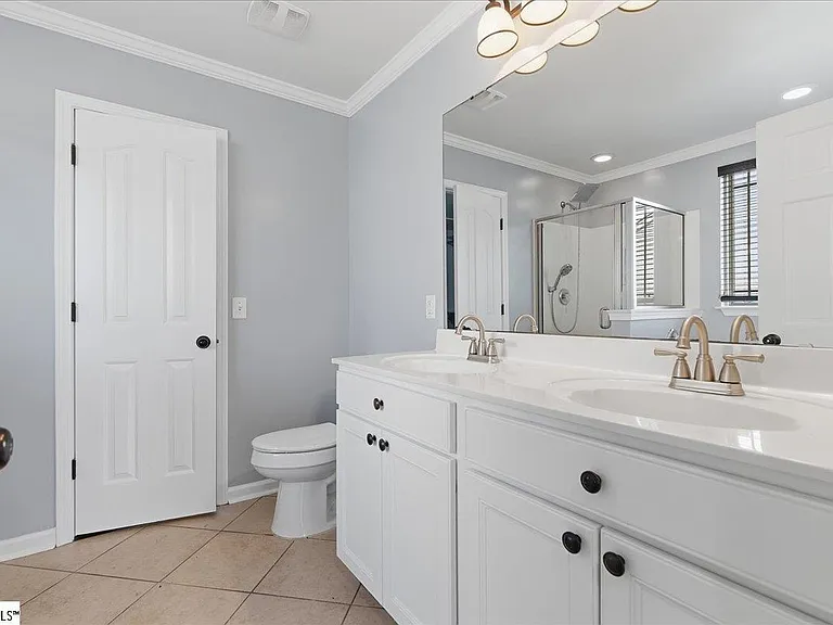 201 Portland Falls Dr — Photo 16