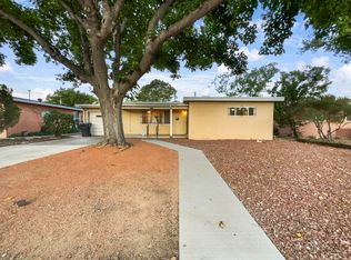 1209 Alcazar St NE, Albuquerque, NM 87110