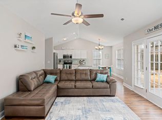 6402 Lenoir Dr, Wilmington, NC 28412