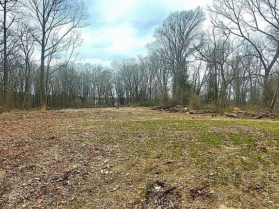 4th image of 18712 New Hampshire Ave