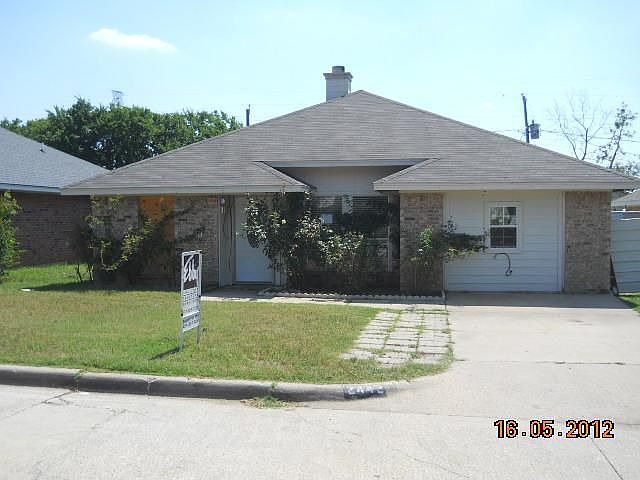 1st image of 2442 Miller St