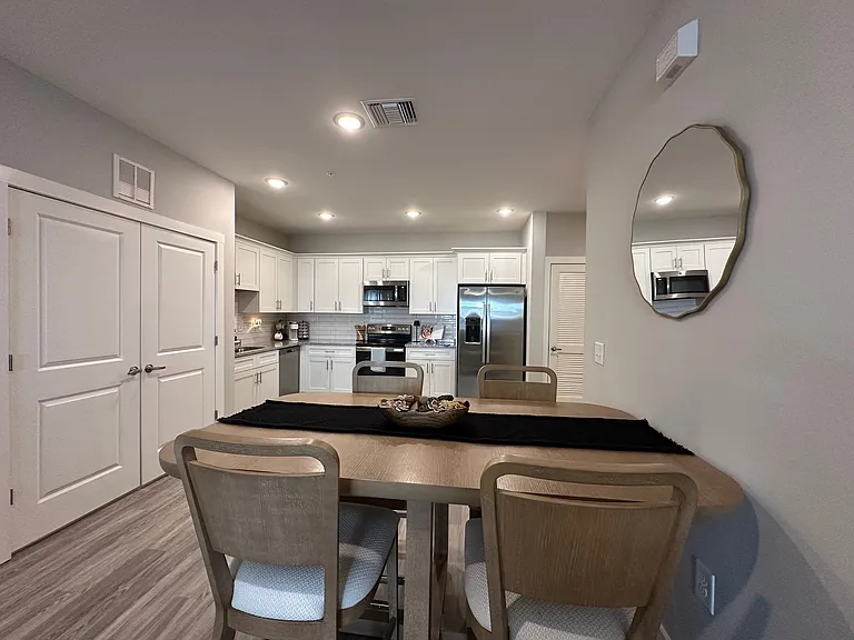 Pine Reserve Apartments — Photo 31