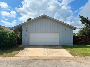 12225 Cypress Ln, Oklahoma City, OK 73162