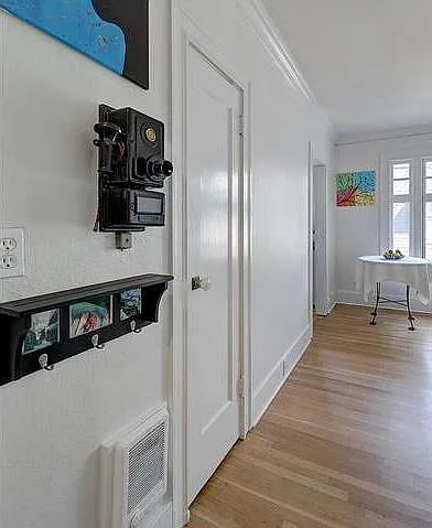1811 NW Couch St — Photo 8