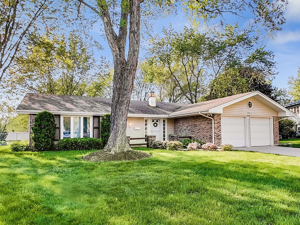 1st image of 1364 Blair Ln