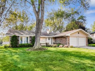 1364 Blair Ln, Hoffman Estates, IL 60169