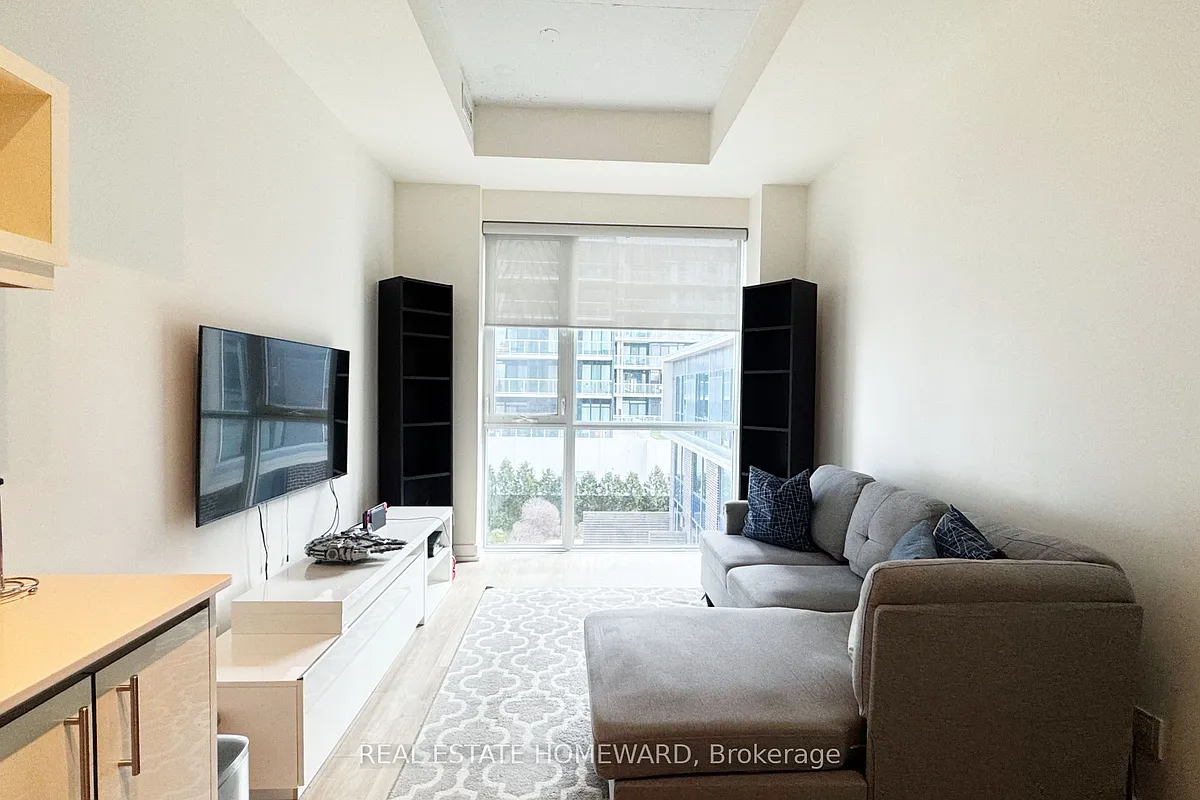 Building Photo - 75 The Donway W #304