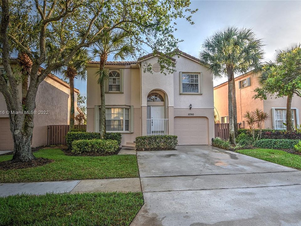 1st image of 10740 NW 12th Dr