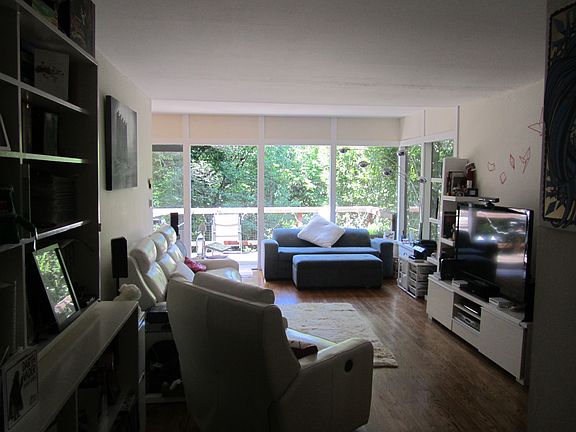 5th image of 104 Glen Dr