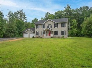 39 Diamond Ct, Saugerties, NY 12477