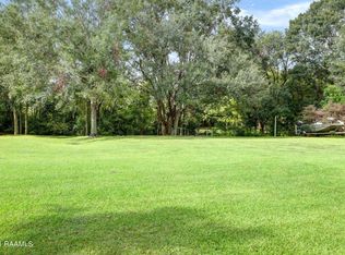 124 Olive Branch Dr, Lafayette, LA 70592