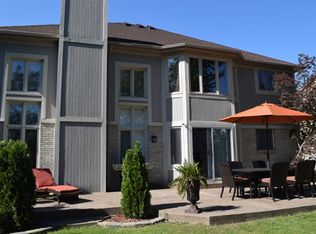 18992 Rosewood Dr, Macomb, MI 48042