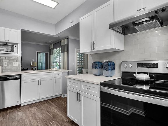 4th image of 1301 Ivy Meadow Dr #1012