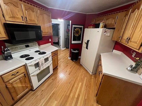4th image of 120 Morris Dr