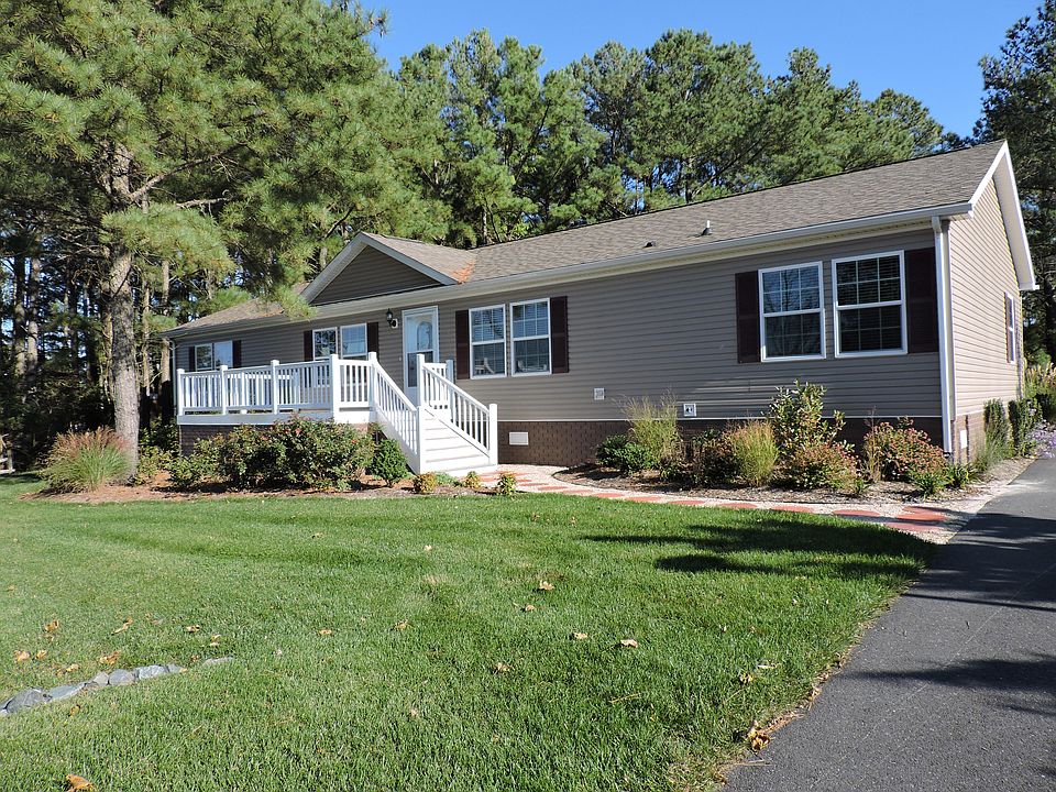 1st image of 36487 Pebble Dr