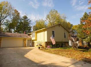 7 Greenridge Ct, Saint Peters, MO 63376