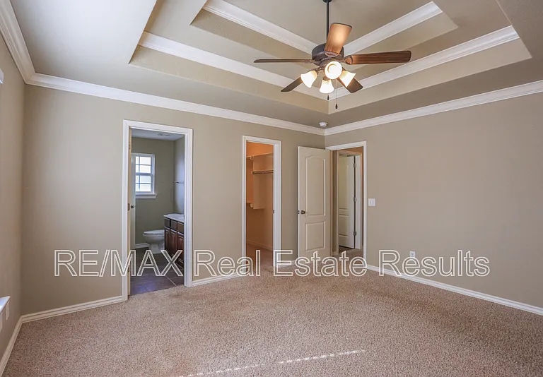 6303 S 37th St — Photo 20