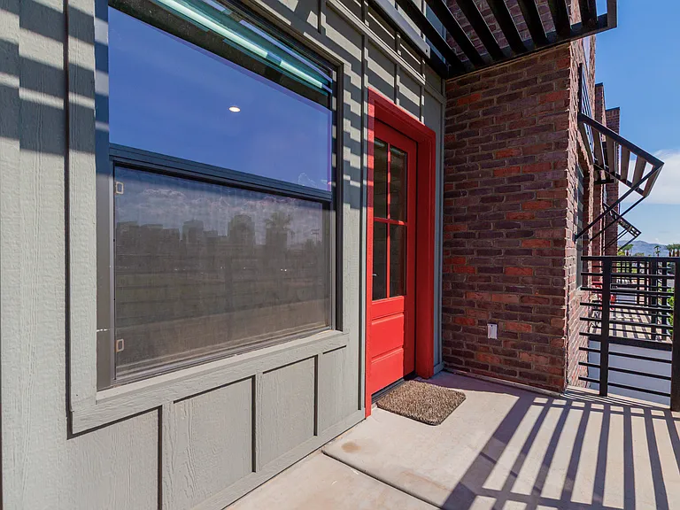 475 N 9th St #303 — Photo 26
